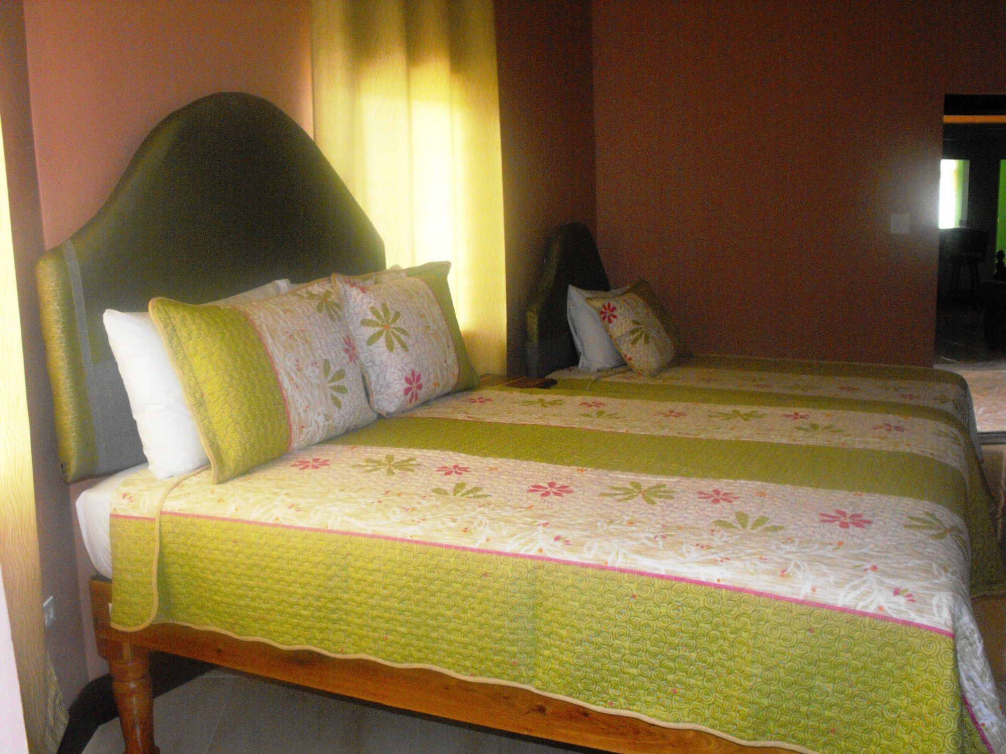 Hotel Tropik Leadonna Montego Bay Exterior photo